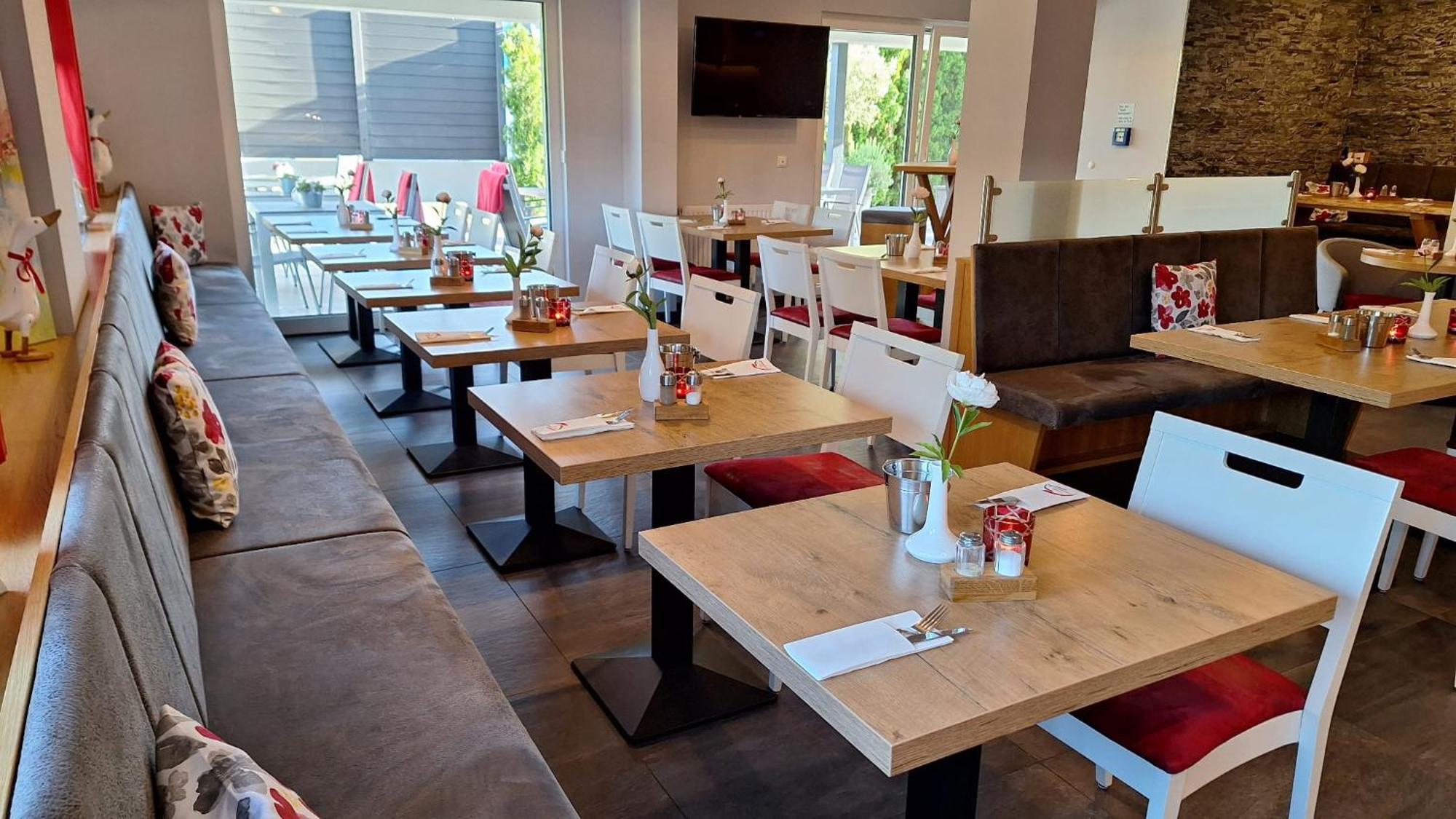 Hotel Hohenloher Tor Bretzfeld Екстериор снимка
